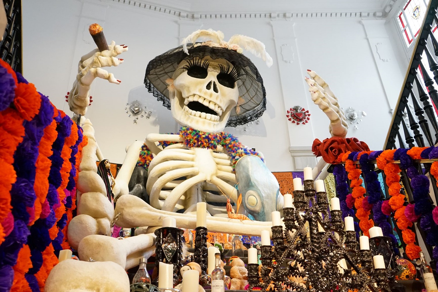 El altar de Muertos de la Fundación Casa México 